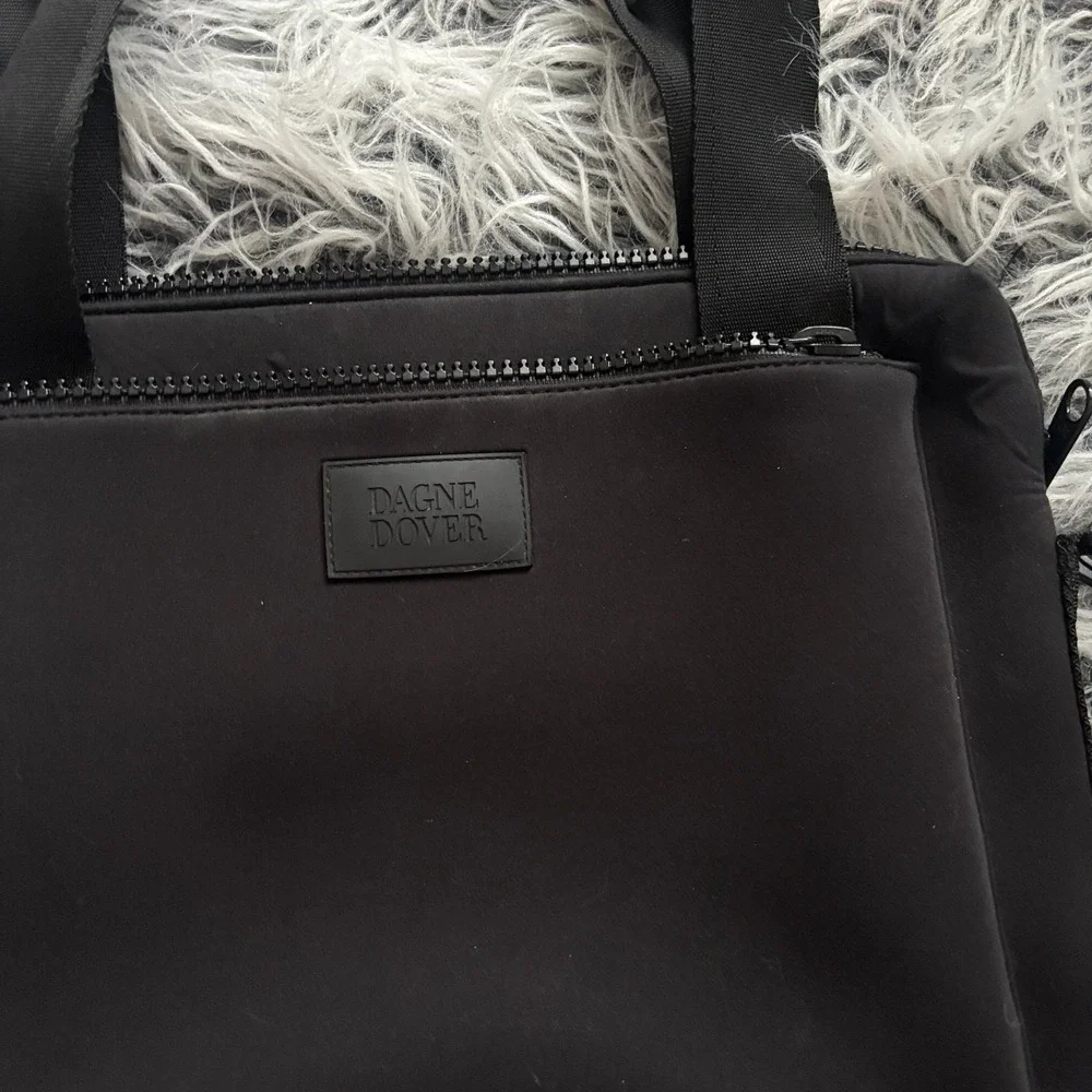 Dagne Dover Medium Ryan Neoprene Laptop Bag Size One‎ 14